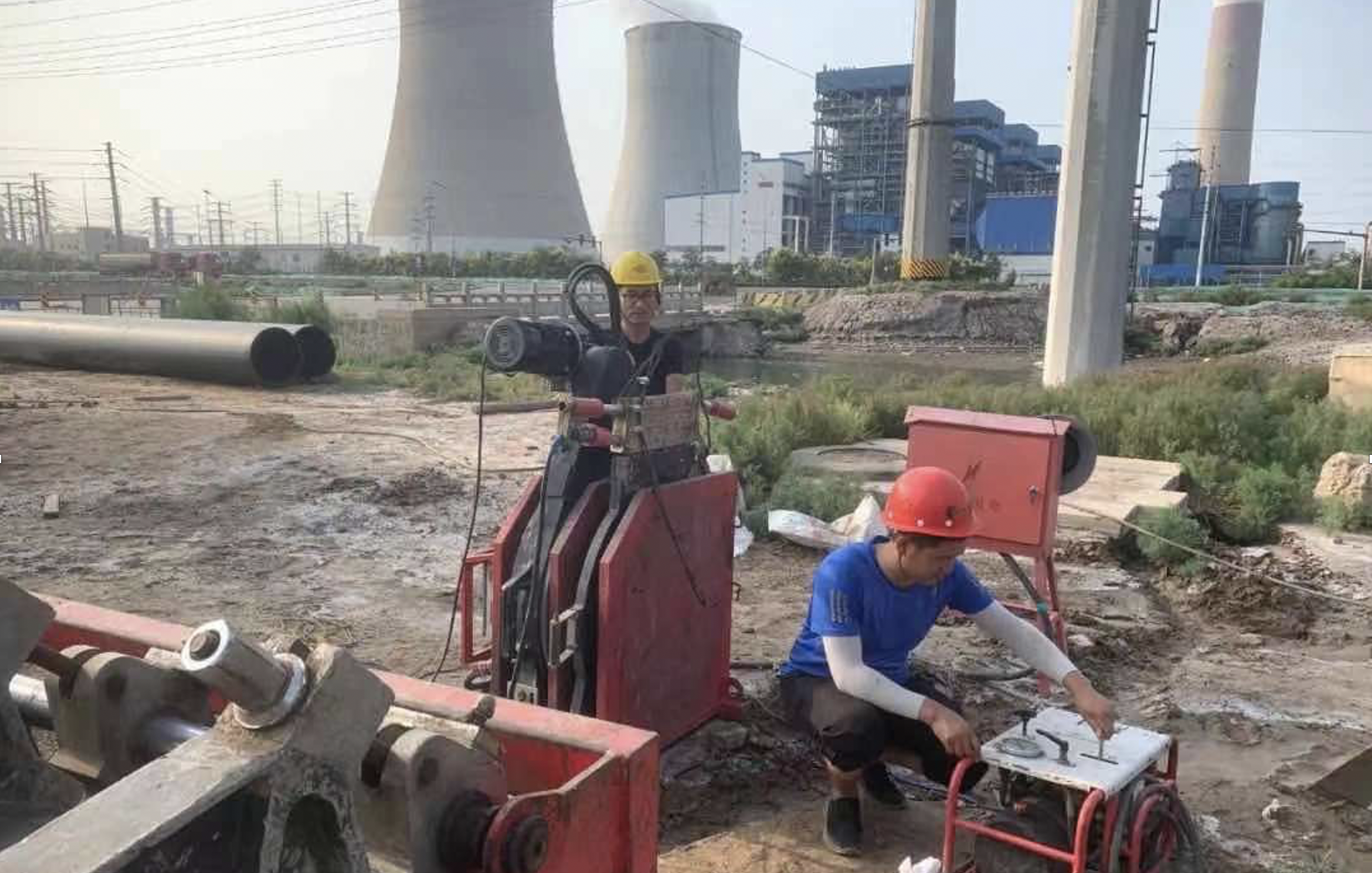 战高温 斗暴雨 近距离看高温下的坚守